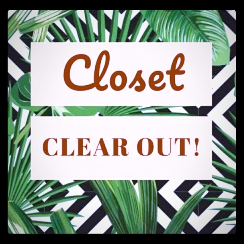 Make an offer! Closet clear out 😍🥰